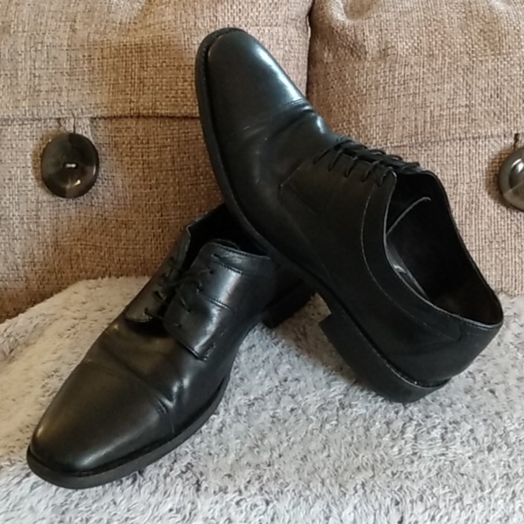 Johnson & Murphy Other - Johnson & Murphy dress shoes men's size 9.5